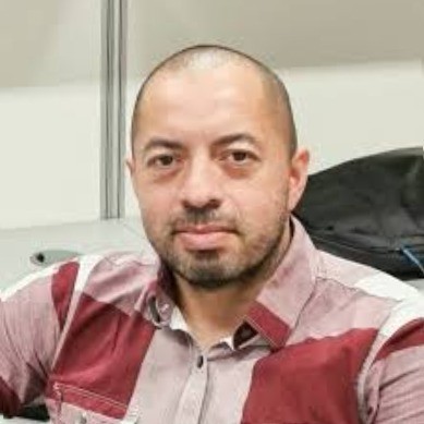 Dr Eduardo Vyhmeister